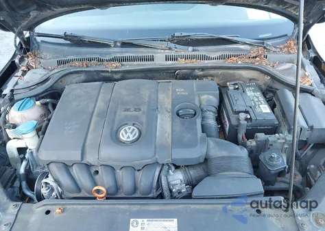 2011 Volkswagen Jetta 2.5L Se z USA, uszkodzony, nr VIN 3VWDZ7AJ6BM329760